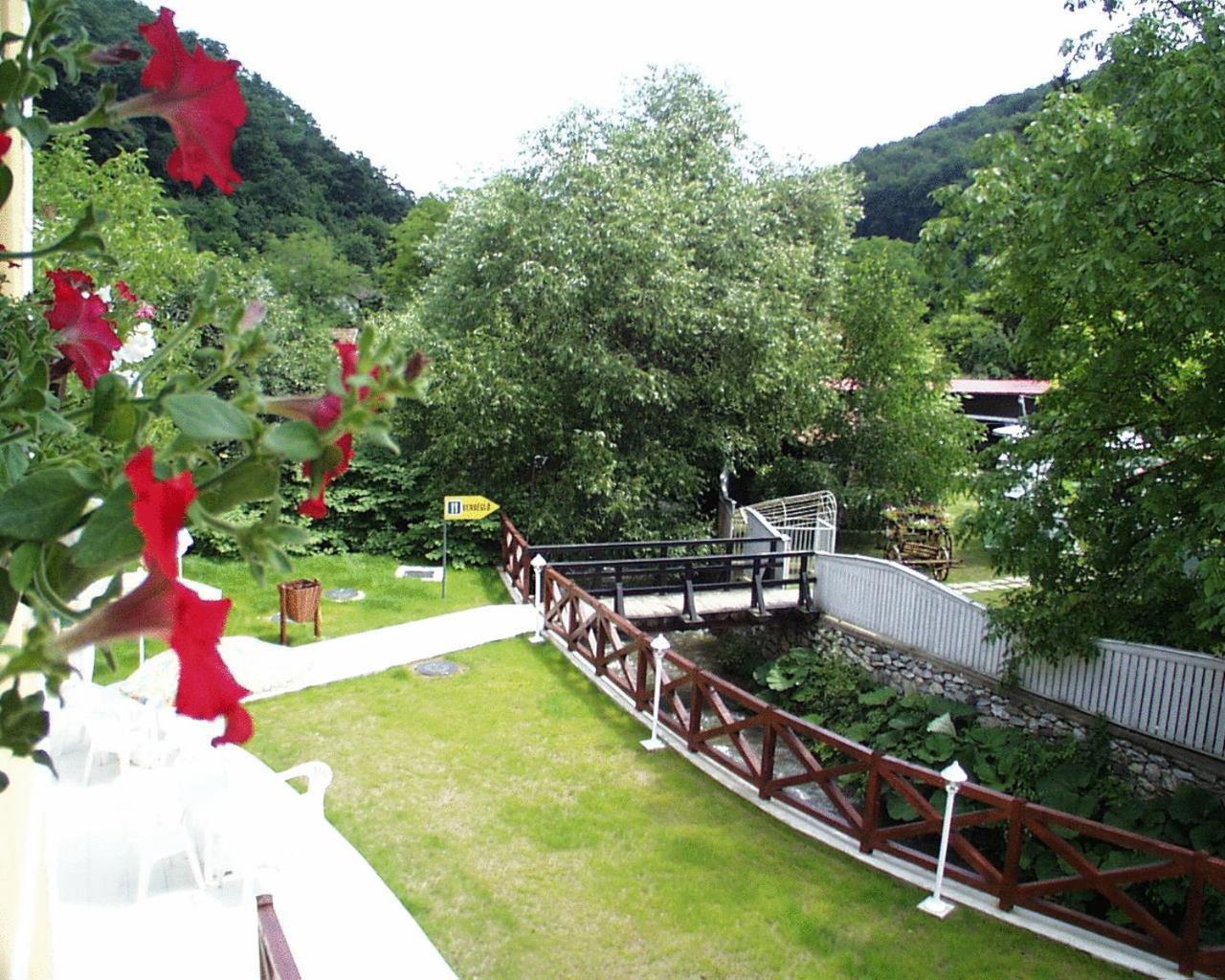 Hotel Szeleta Lillafüred Exteriör bild